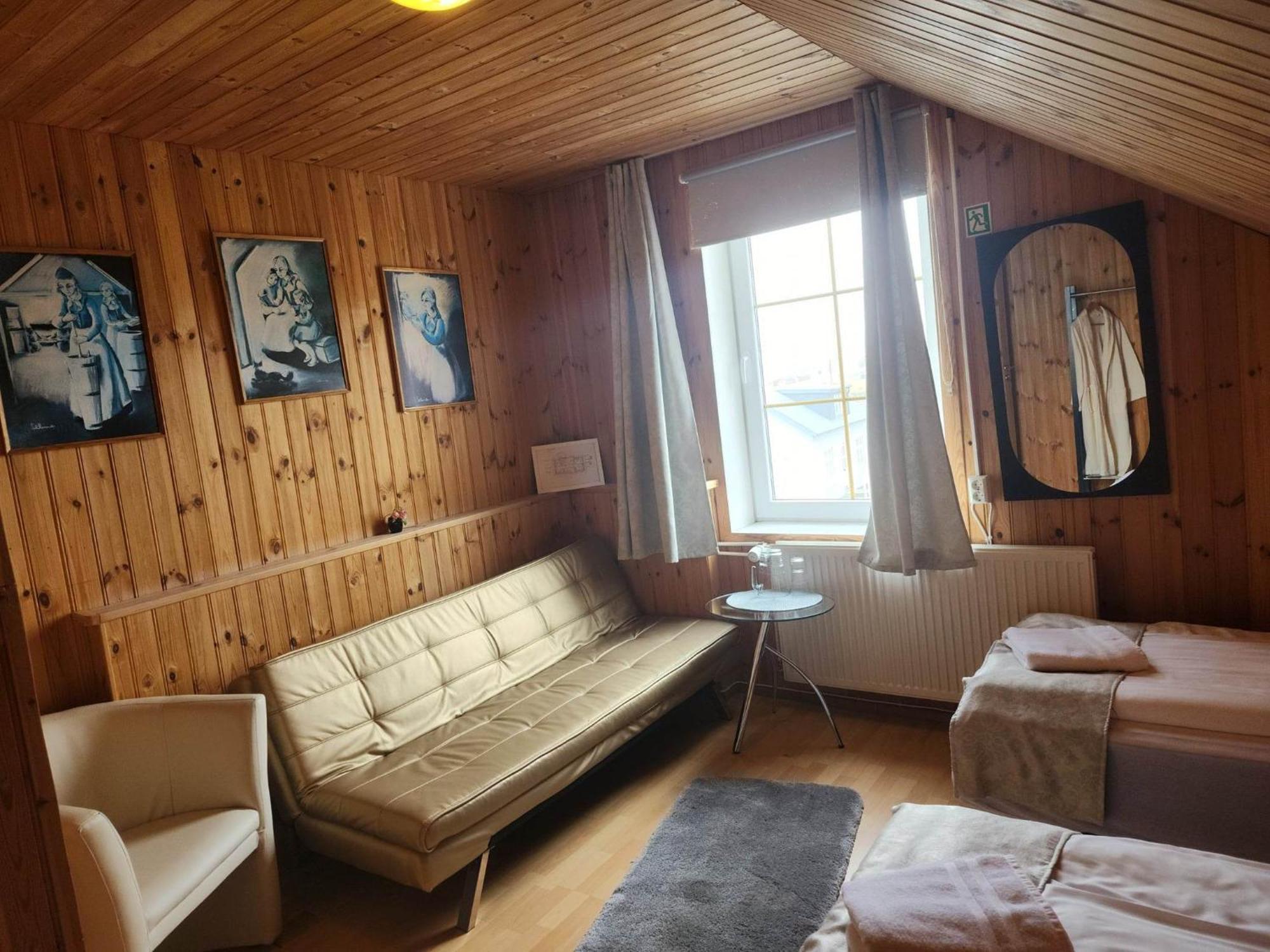 Guesthouse Kiljan Blonduos Phòng bức ảnh